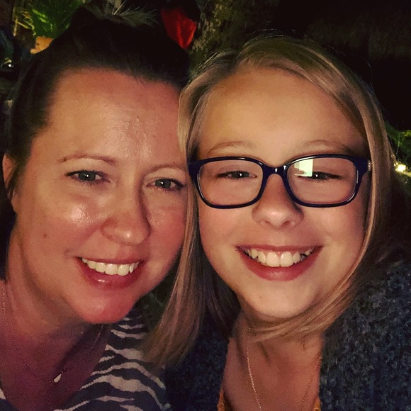 Meet your Posher, Sarah - Picture 1 of 1